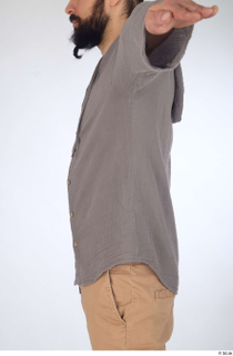 Turgen casual dressed grey linen hooded shirt upper body 0003.jpg